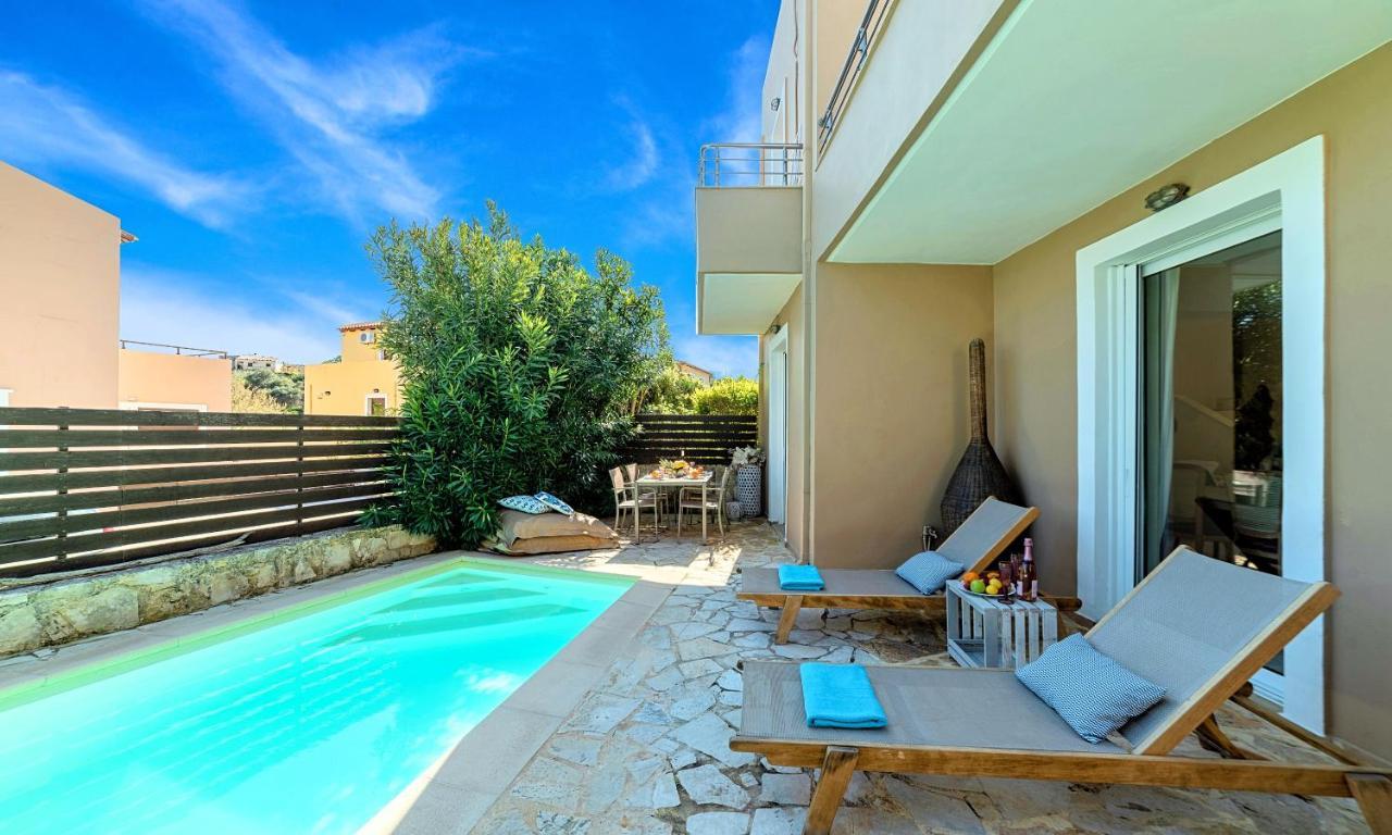 Apple Villas Mourion  Exterior photo